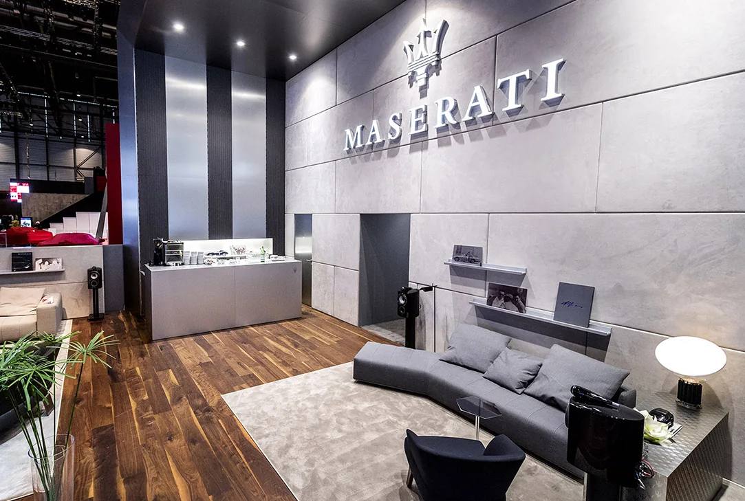 Geneva / Hospitality gives the exhibit another pace beyond the show floor.