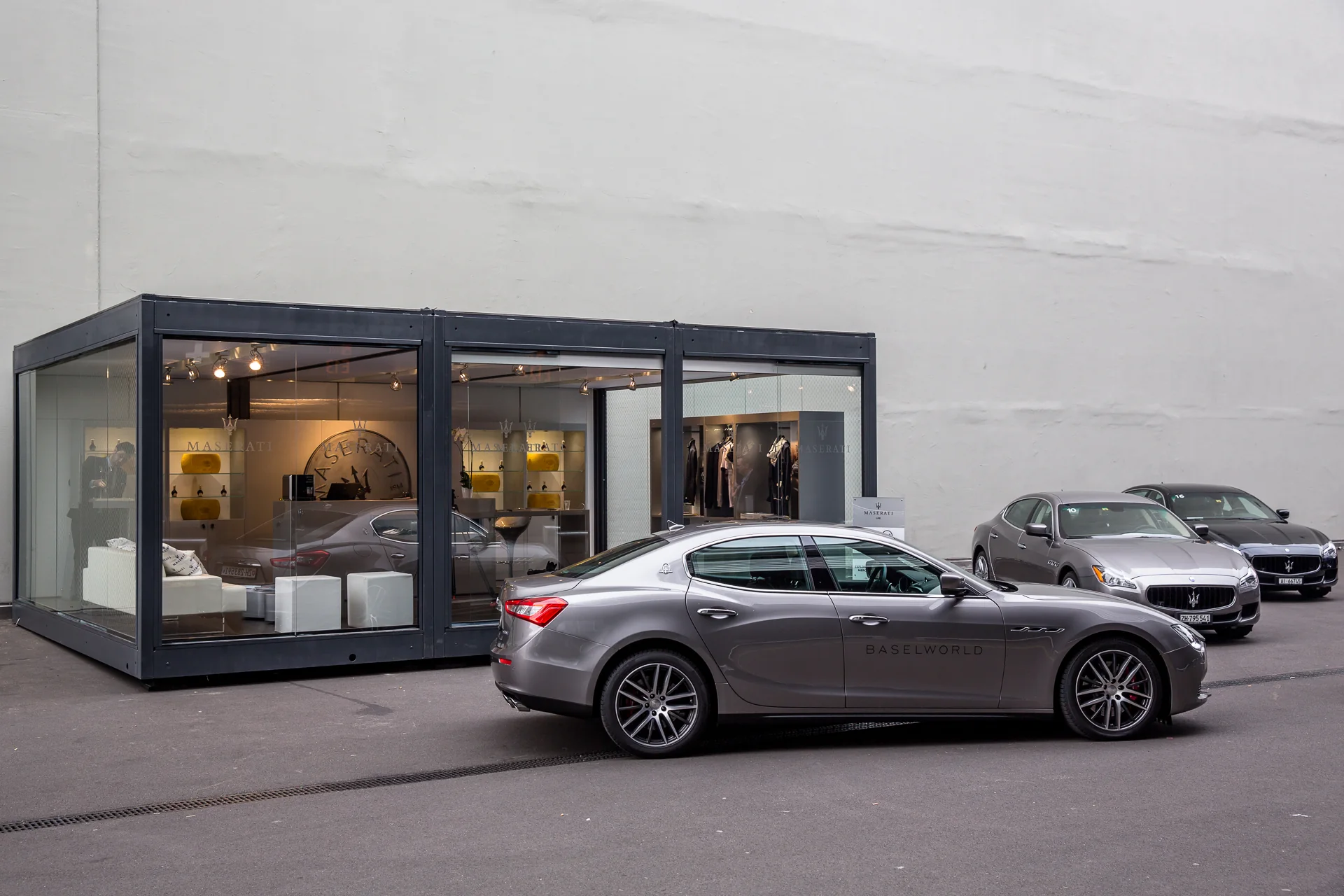 Baselworld / A temporary pavilion brings the Maserati environment to the event.