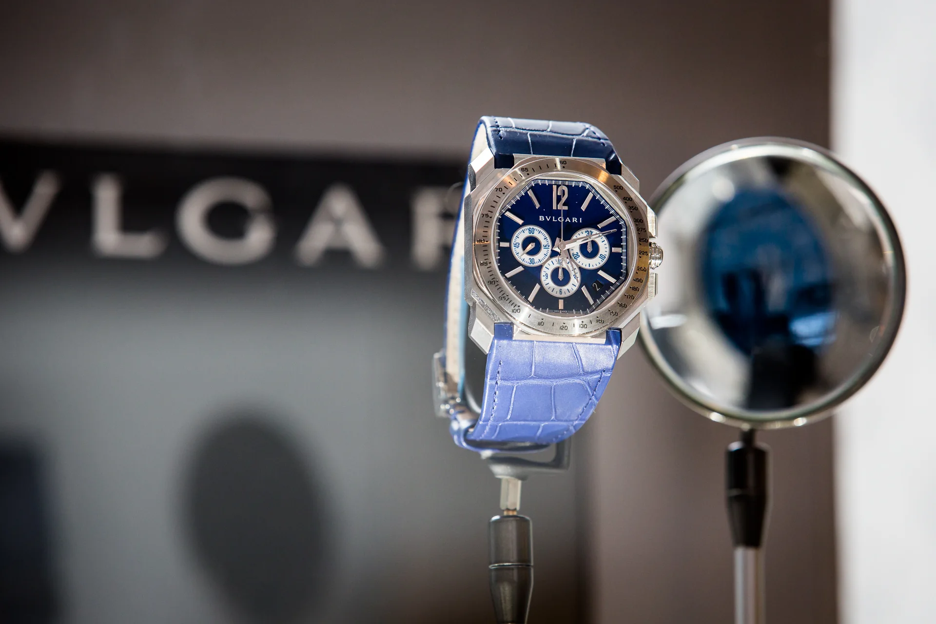Baselworld / Watch presentation adds another material encounter to the brand story.