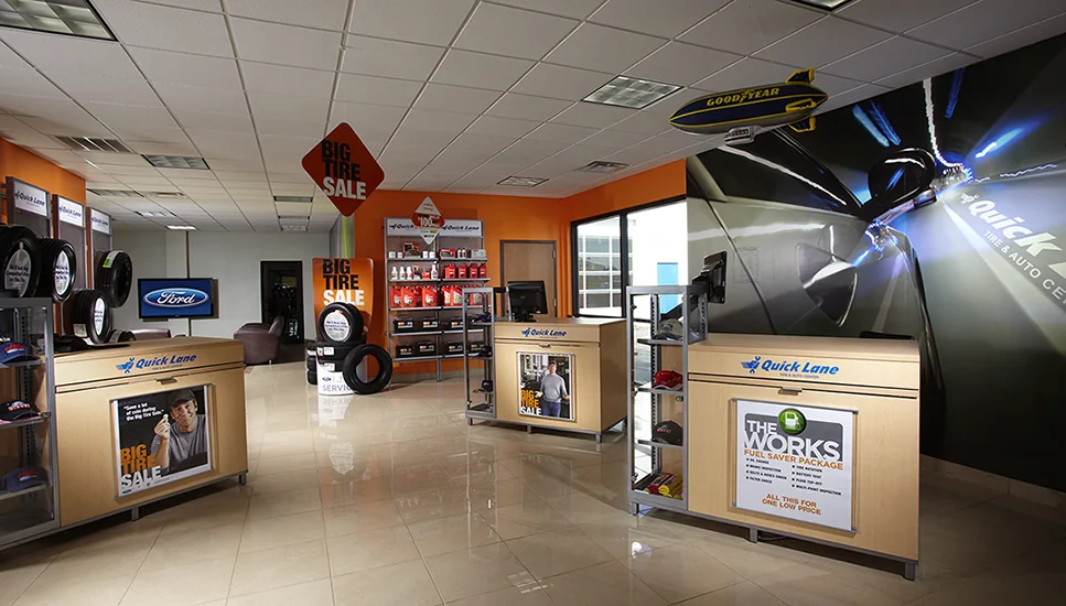 Joe Cooper / Modular displays and brand information organize the customer visit.